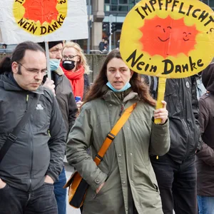 Teilnehmer einer Demo gegen die Corona-Maßnahmen.