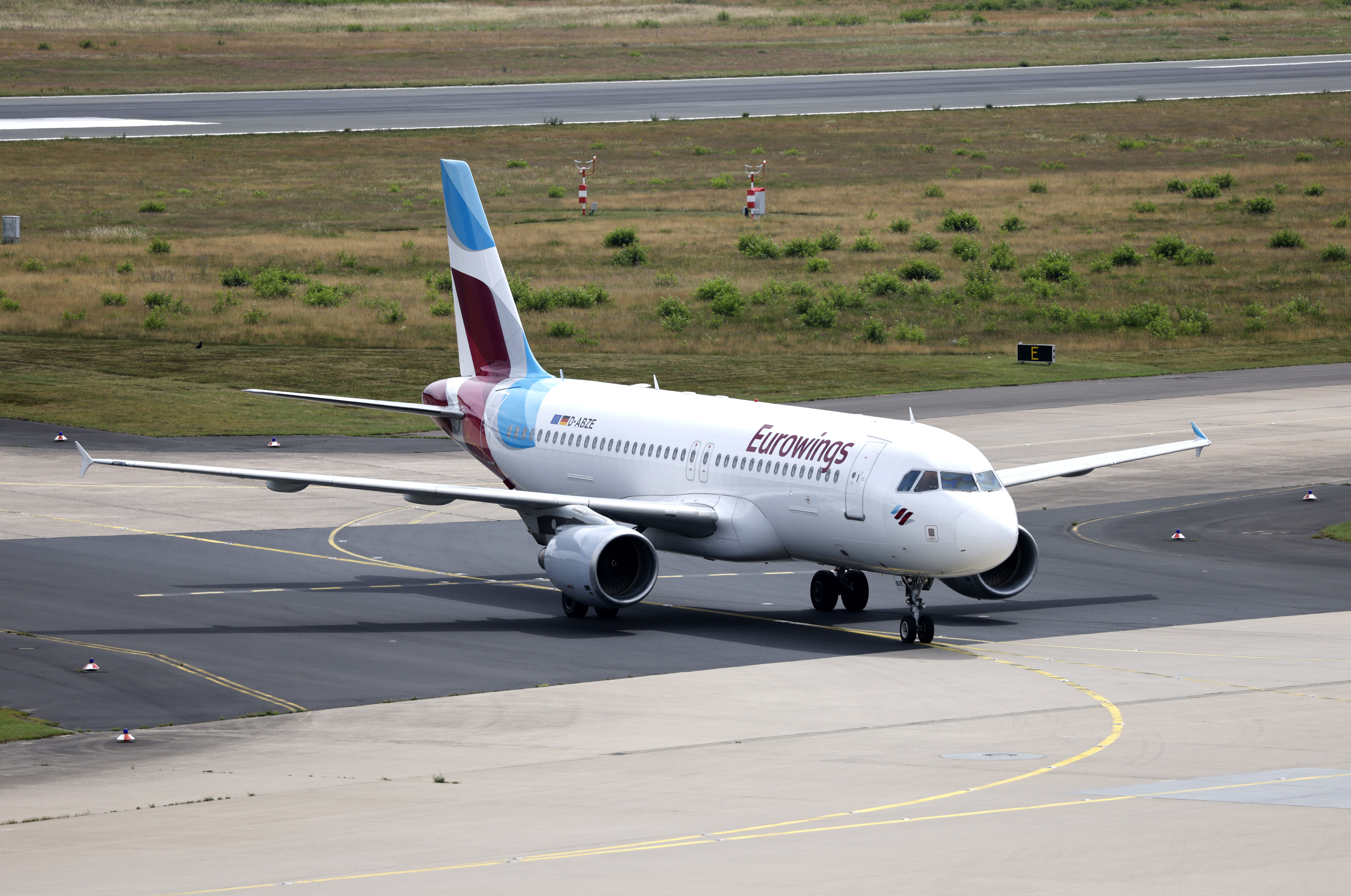 Ab Montag fallen zahlreiche Flüge von Eurowings aus (Archivbild).