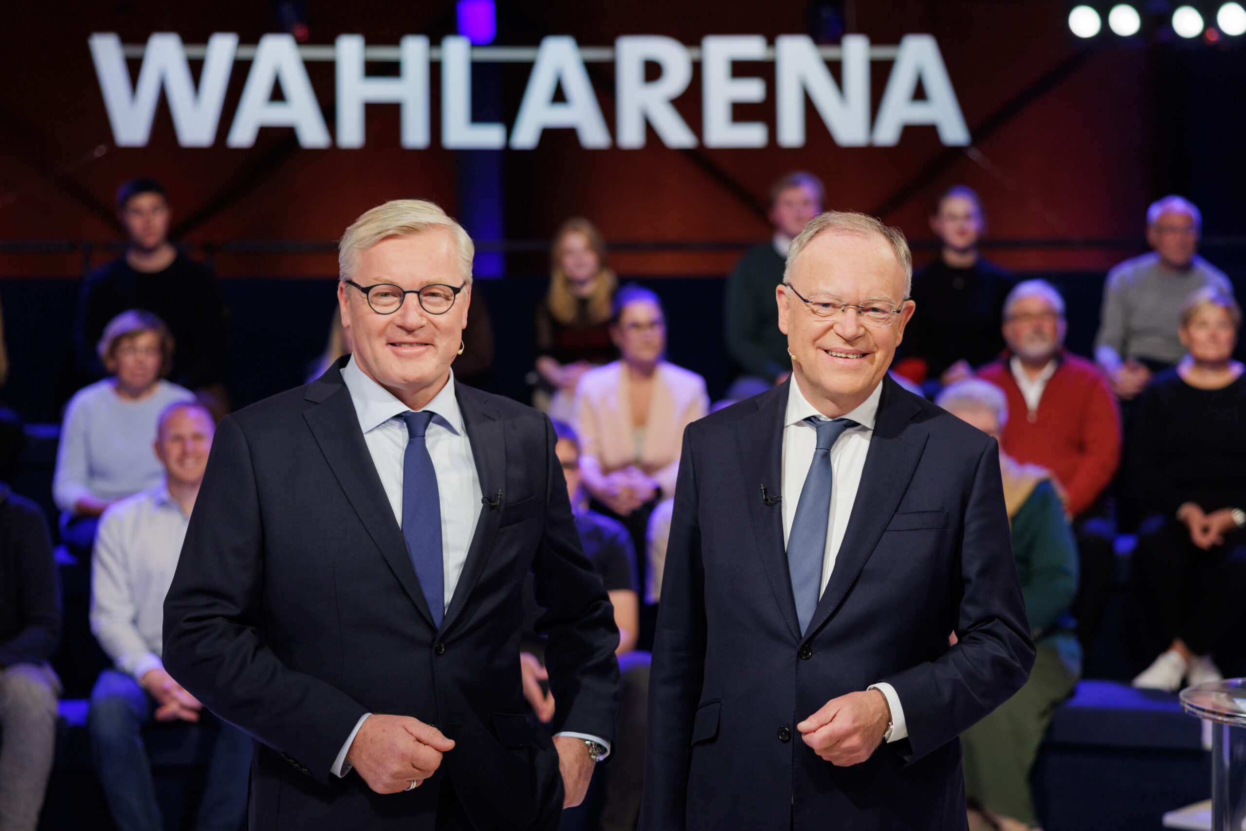 Stephan Weil (r., SPD) und Bernd Althusmann (l., CDU) sind die aussichtsreichsten Kandidaten vor der Wahl in Niedersachsen.