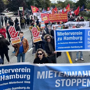 Demo gegen hohe Mieten in Hamburg