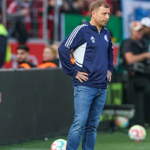 Frank Kramer beim Spiel gegen Leverkusen