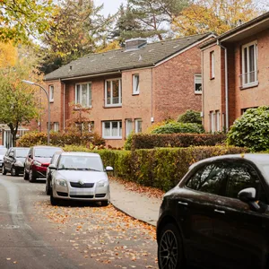 Im Grotefendweg in Iserbrook stehen insgesamt 22 Doppelhaushälften, die vom Bund vermietet werden.