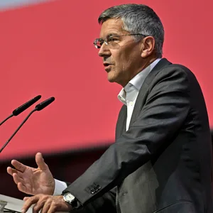 Herbert Hainer bei der Jahreshauptversammlung