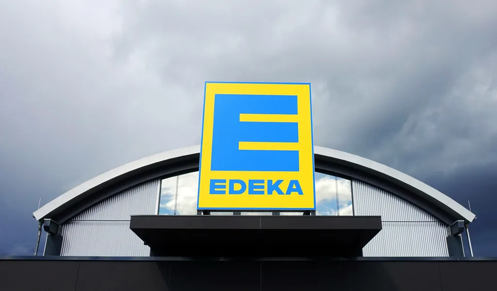 Im Hamburger Hafen entsteht eine neue Edeka-Lagerhalle im XXL-Format (Symbolfoto).
