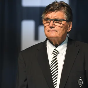 Kult-Trainer Hans Meyer