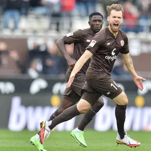 Christopher Buchtmann jubelt für St. Pauli