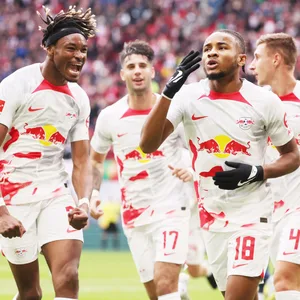Christopher Nkunku jubelt nach seinem Tor für Leipzig