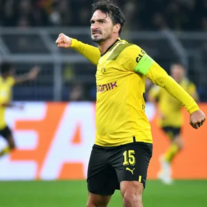 Mats Hummels ballt die Faust