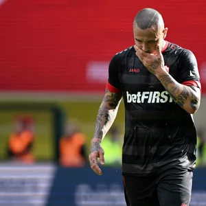 Radja Nainggolan wurde beim Spiel von Royal Antwerpen in Lüttich (0:3) eingewechselt.