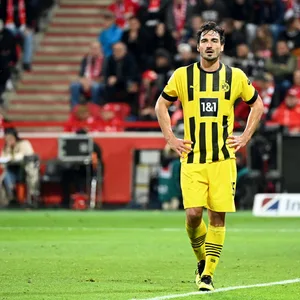 Mats Hummels mit enttäuschtem Blick im Spiel gegen Union Berlin