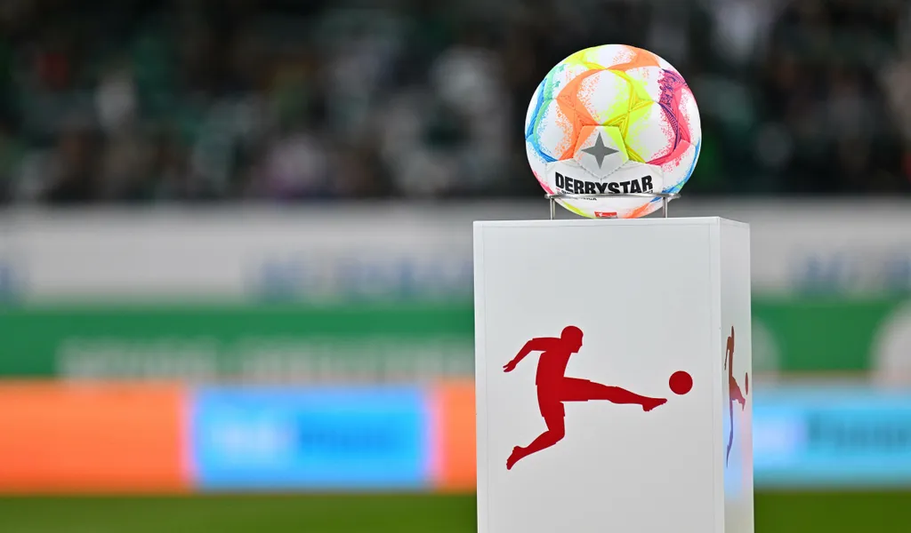 Bundesliga-Podest für den Spielball