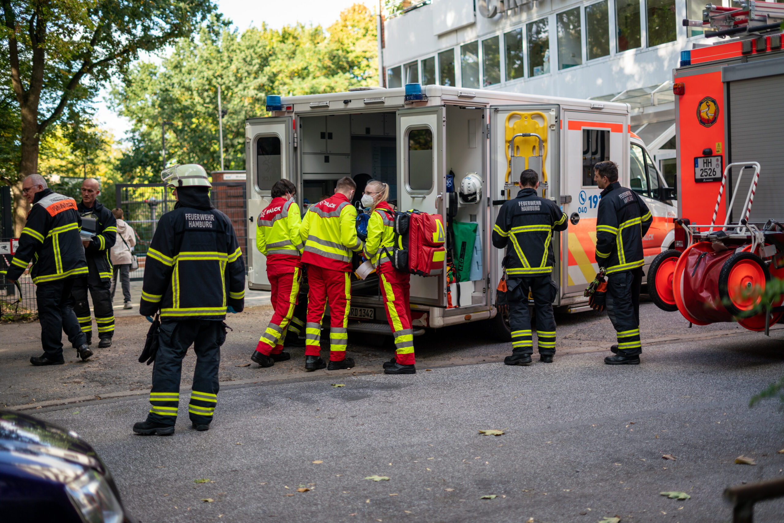 Neben Hamburger Meile – Kirchmitarbeiter bei Sturz von Dach schwer verletzt