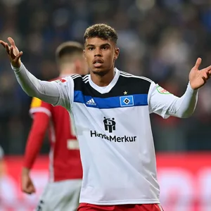 Ransford Königsdörffer war mit dem 1:1 gegen Kaiserslautern sichtlich unzufrieden.