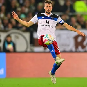 Jonas Meffert übernahm im Derby die Kapitänsbinde