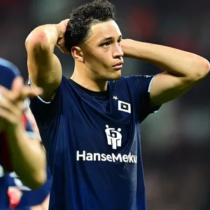 Jonas David (r.) spielte nach langer Zeit wieder für den HSV.