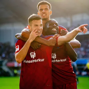 Beim 3:2 gegen den SC Paderborn hatten die HSV-Spieler endlich mal wieder einen Grund zum Jubeln.