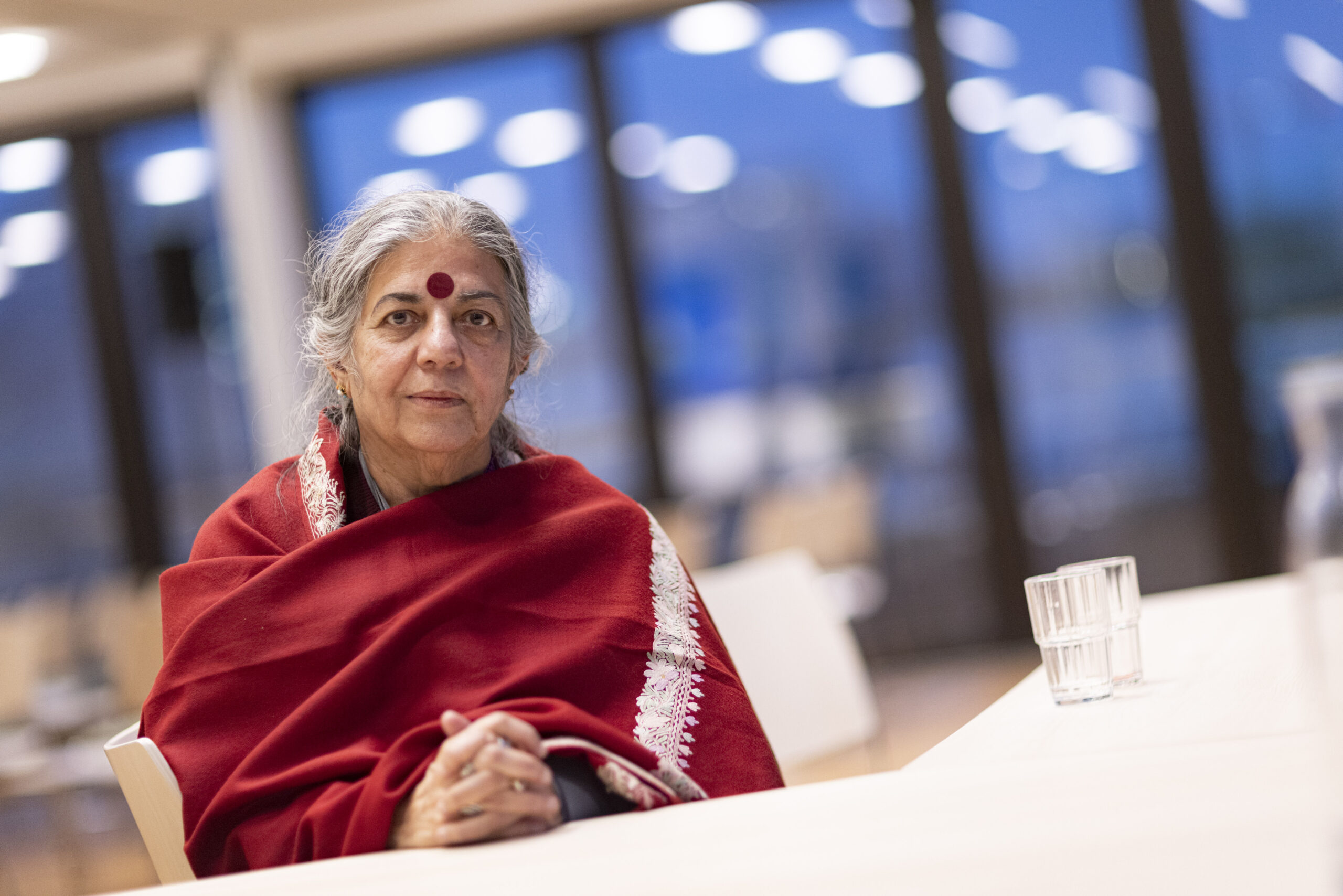 Vandana Shiva ist eine weltweite Aktivistin, die das Ernährungssystem verändern will. Am Freitag war sie in Hamburg zu Besuch.