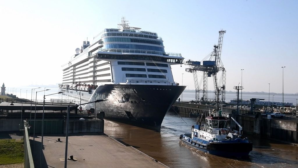 Das Kreuzfahrtschiff „Mein Schiff 1“ soll modernisiert werden (Archivfoto)