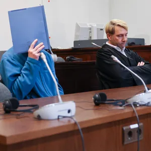 Angeklagter Mord im Wohnstift