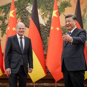 Bundeskanzler Olaf Scholz und Chinas Präsident Xi Jinping bei ihrem Treffen am Freitag