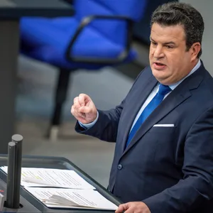 Nach erfolgreicher Bürgergeld-Abstimmung der Ampel: Bundesarbeitsminister Hubertus Heil hofft auf eine schnelle Entscheidung im Bundesrat.