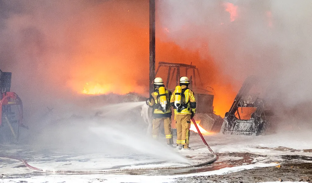In Witzhave ist am Donnerstag ein größerer Brand in einer Lagerhalle ausgebrochen.