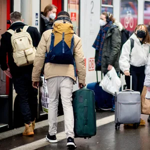 Bahn Reise Chaos Weihnachten