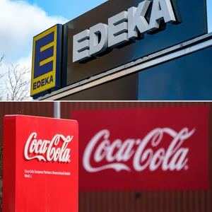 Das Edeka Logo über dem Coca Cola Logo
