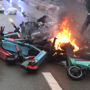 Gewaltsame Ausschreitungen in Brüssel nach Marokkos WM-Sieg.
