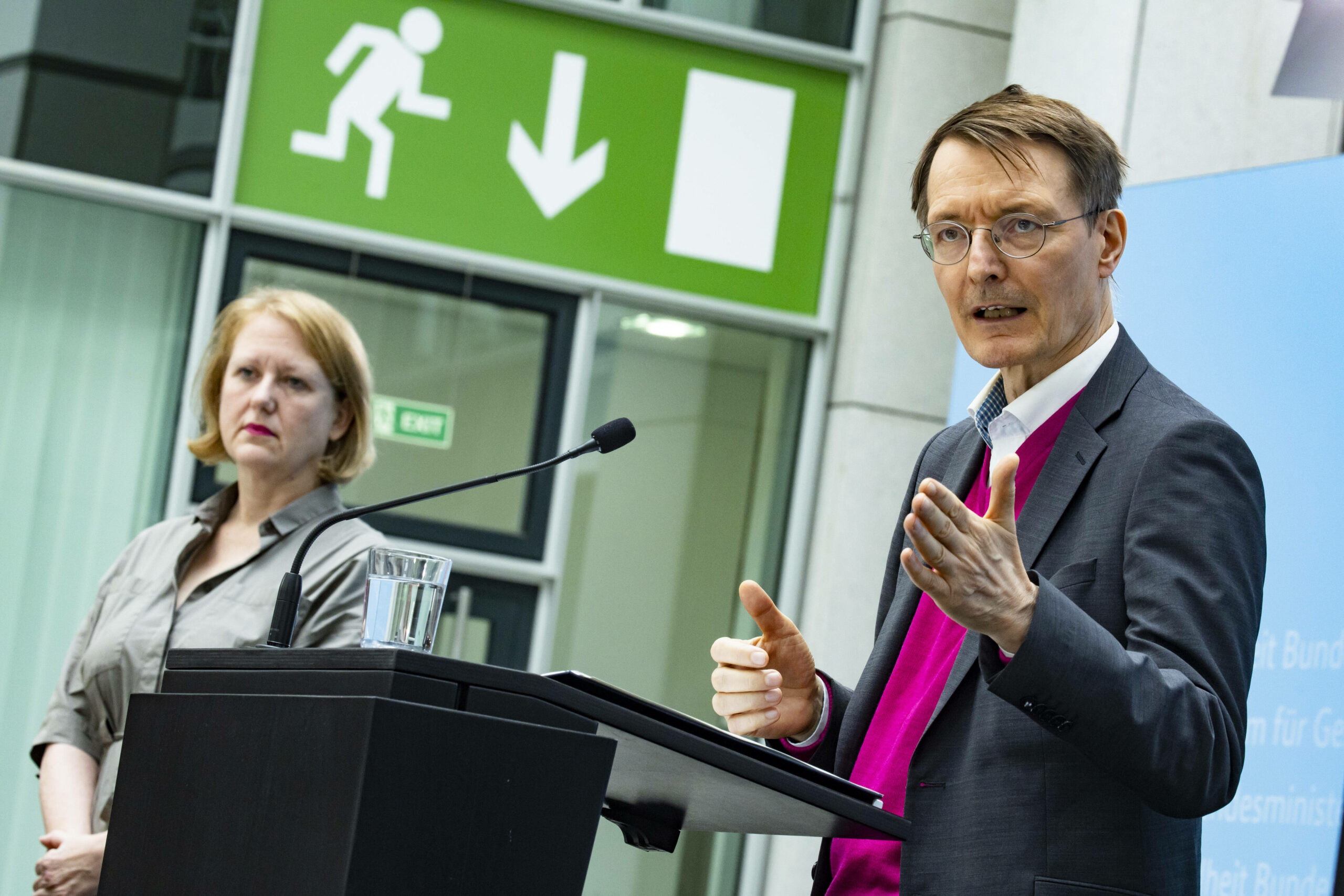 Gesundheitsminister Karl Lauterbach (SPD, r.) und Familienministerin Lisa Paus (Grüne) haben am Mittwoch die „Corona-Kita-Studie“ vorgestellt.