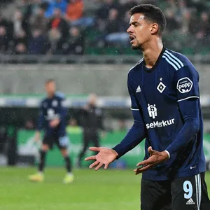 Robert Glatzel zeigt sich enttäuscht.