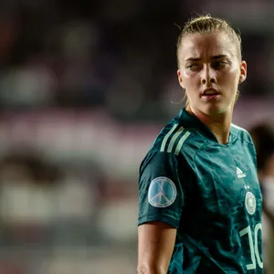 Laura Freigang während dem Länderspiel gegen die USA.