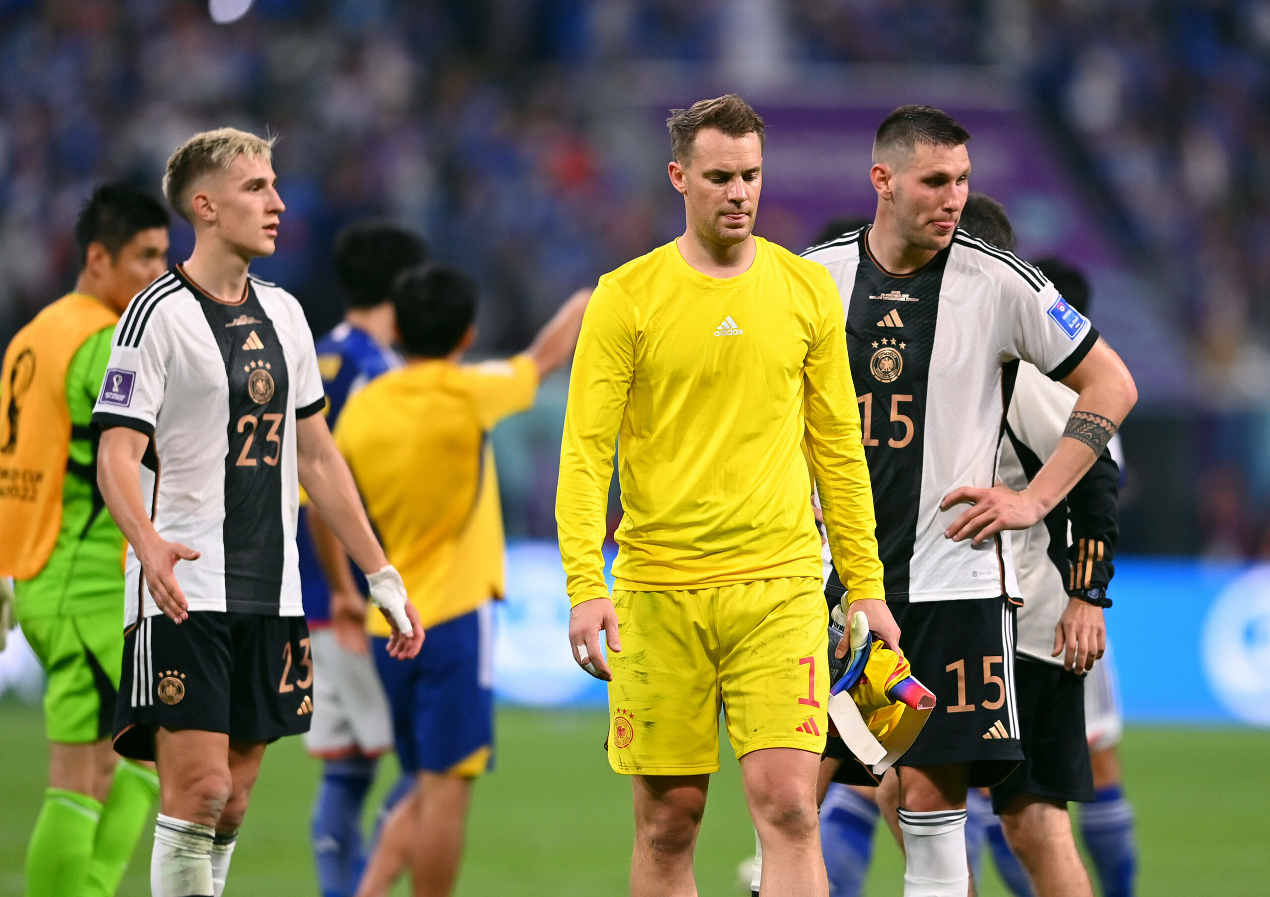 Nico Schlotterbeck, Manuel Neuer und Niklas Süle sind enttäuscht
