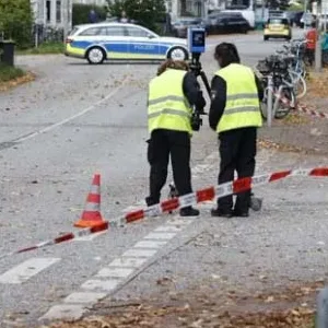 Lkw erfasst Seniorin auf Zebrastreifen und verletzt sie tödlich