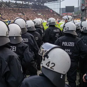 Polizei, Millerntor, St. Pauli