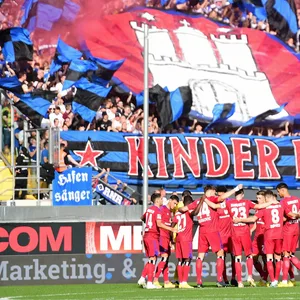 HSV-Fans in Paderborn