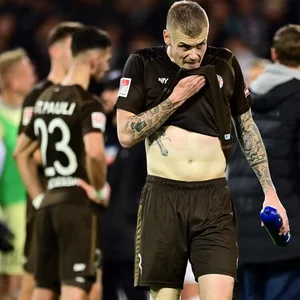 St. Pauli-Profi Eric Smith enttäuscht nach Kiel-Remis