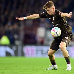 David Otto will den Ball nicht in seinem sensiblen Bereich, sondern vor allem im Tor des Gegners sehen.