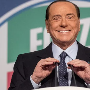 Silvio Berlusconi ist Besitzer des AC Monza