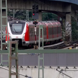 S-Bahn Berliner Tor Elphi