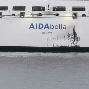 Bald wieder auf dem Weg in die Karibik: Das beschädigte Kreuzfahrtschiff „Aidabella“