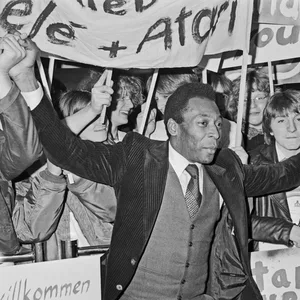 Pelé in Hamburg: Auch 1981 wurde der Brasilianer bejubelt.