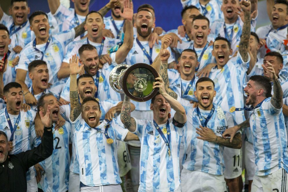 Lionel Messi und Argentinien jubeln.