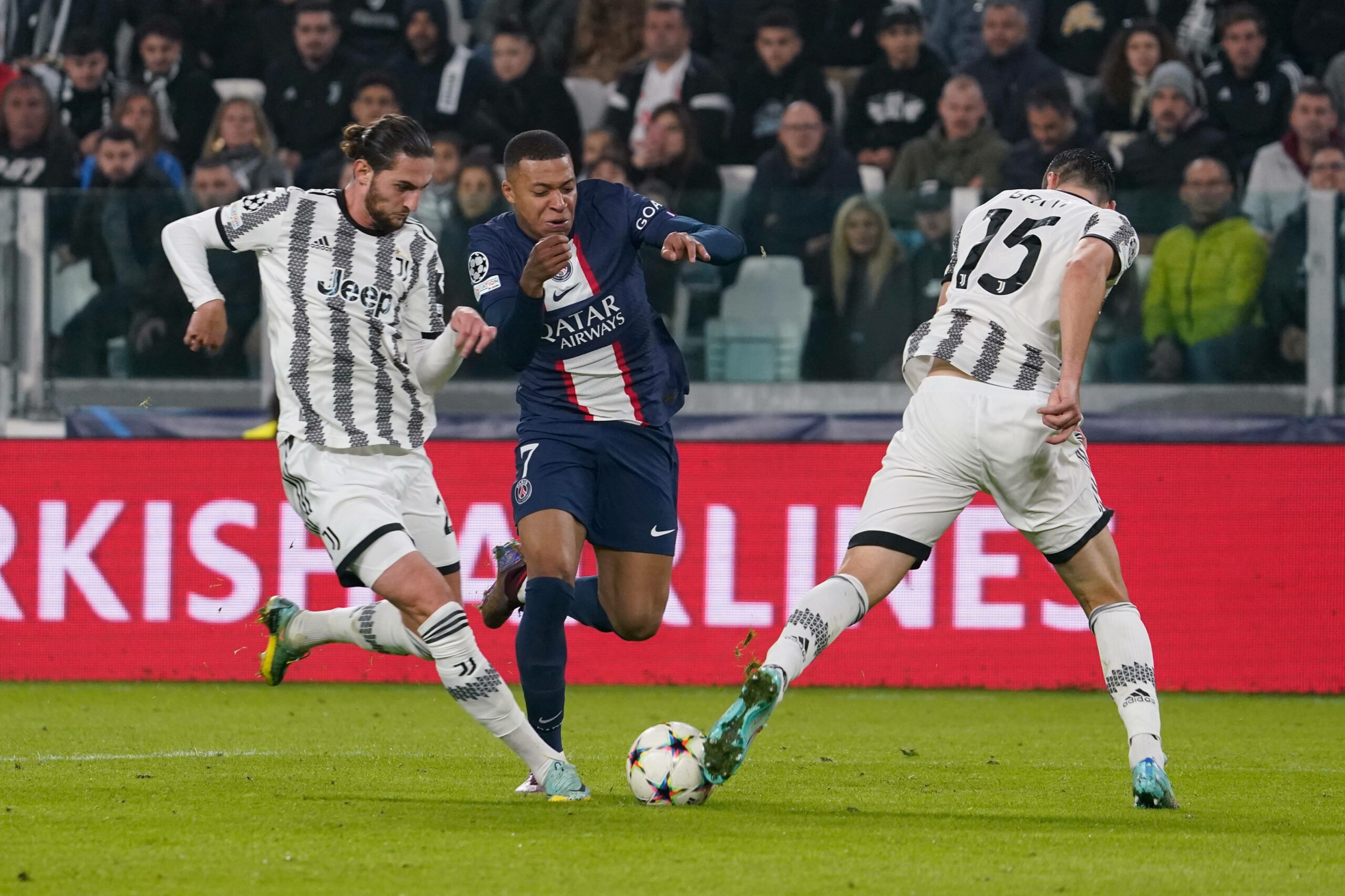 Champions League Duell zwischen Paris St. Germain und Juventus Turin