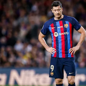 Robert Lewandowski muss auf sein Comeback im Trikot des FC Barcelona noch einige Spiele warten.