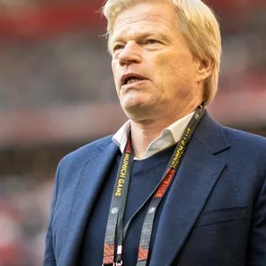 Oliver Kahn bleibt ob der Suche nach einem Neuer-Ersatz gelassen.