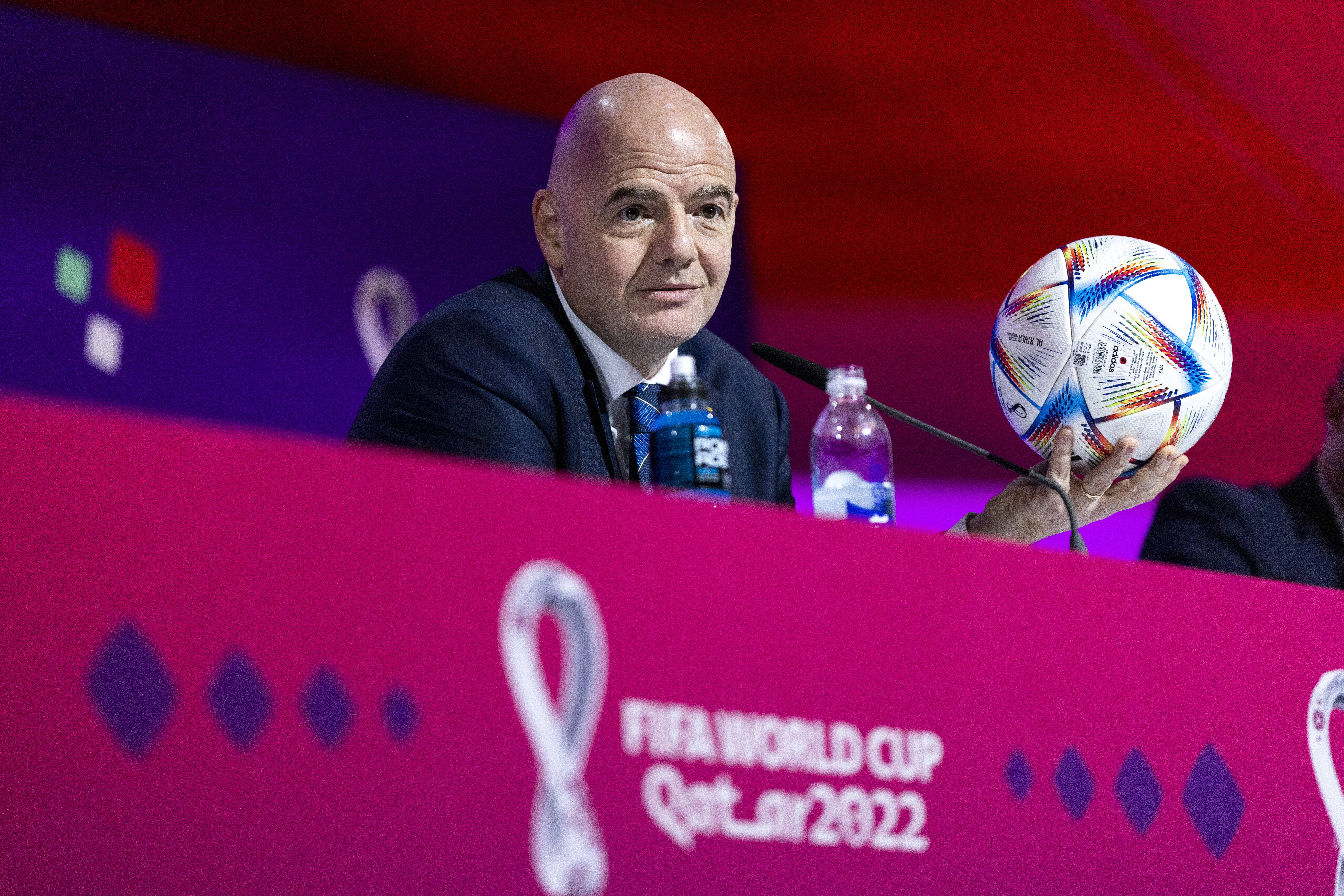 Fifa-Boss Gianni Infantino bei einer Pressekonferenz in Katar