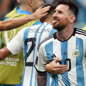 Zunge raus, Halbfinale klargemacht: Lionel Messi war der überragende Mann gegen die Niederlande.