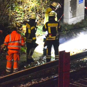 Kabelbrand auf Bahnstrecke – S-Bahnverkehr unterbrochen