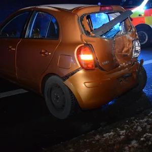 Auf der Verfolgungsjagd wurde auch der Nissan Micra einer jungen Hamburgerin beschädigt.